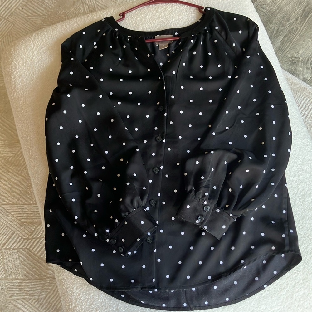 Chico's Black and White 3/4 Sleeve Buttoned Blouse